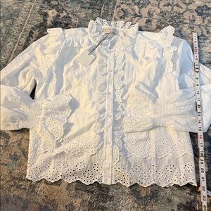 Jennifer and Grace White Eyelet Lace Blouse. 100% cotton. Size M Brand new w tag